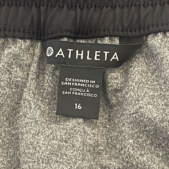 NWT $98 -ATHLETA- Black Chelsea Cargo Lined Pants, Plus Size 16 Style #631619 - Picture 3 of 13